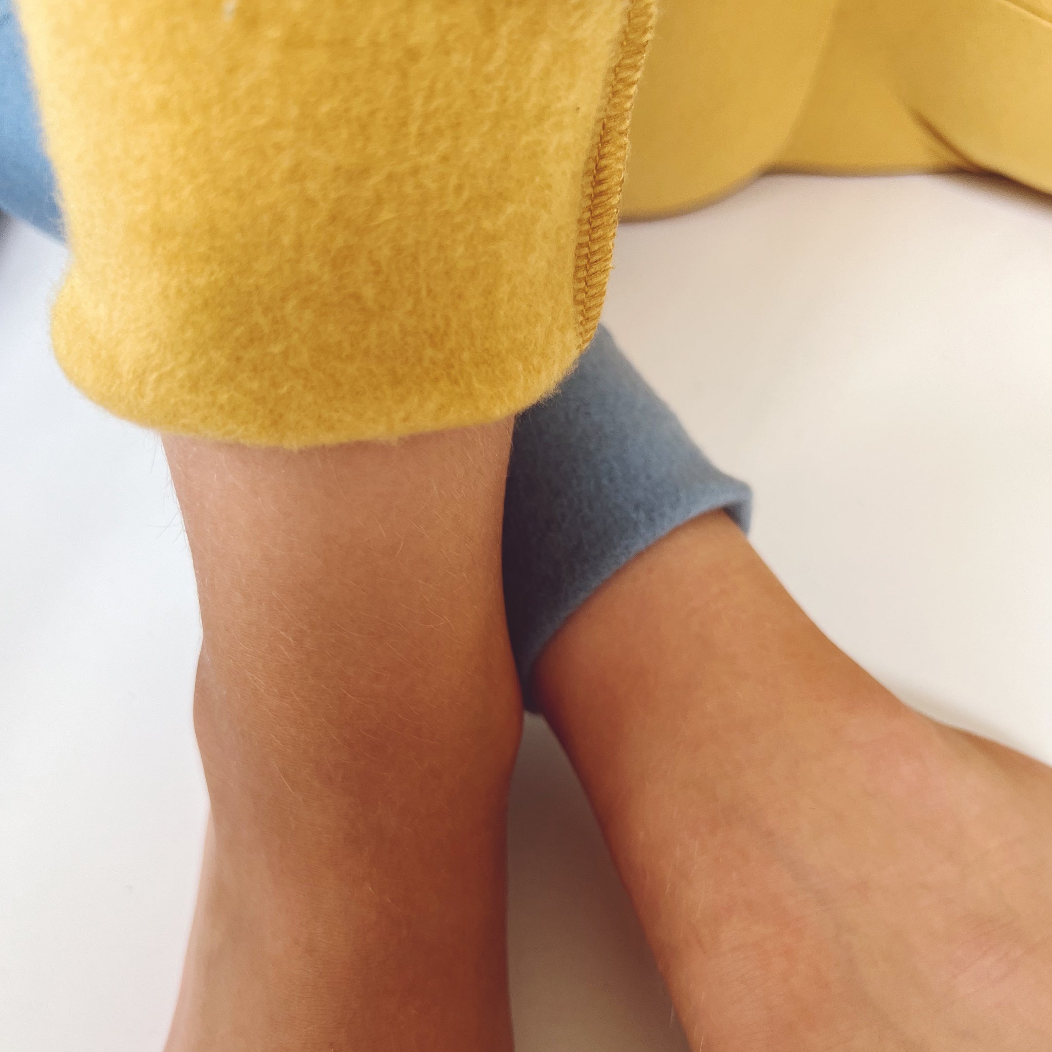Żółte legginsy dla dzieci ocieplane crazy warm