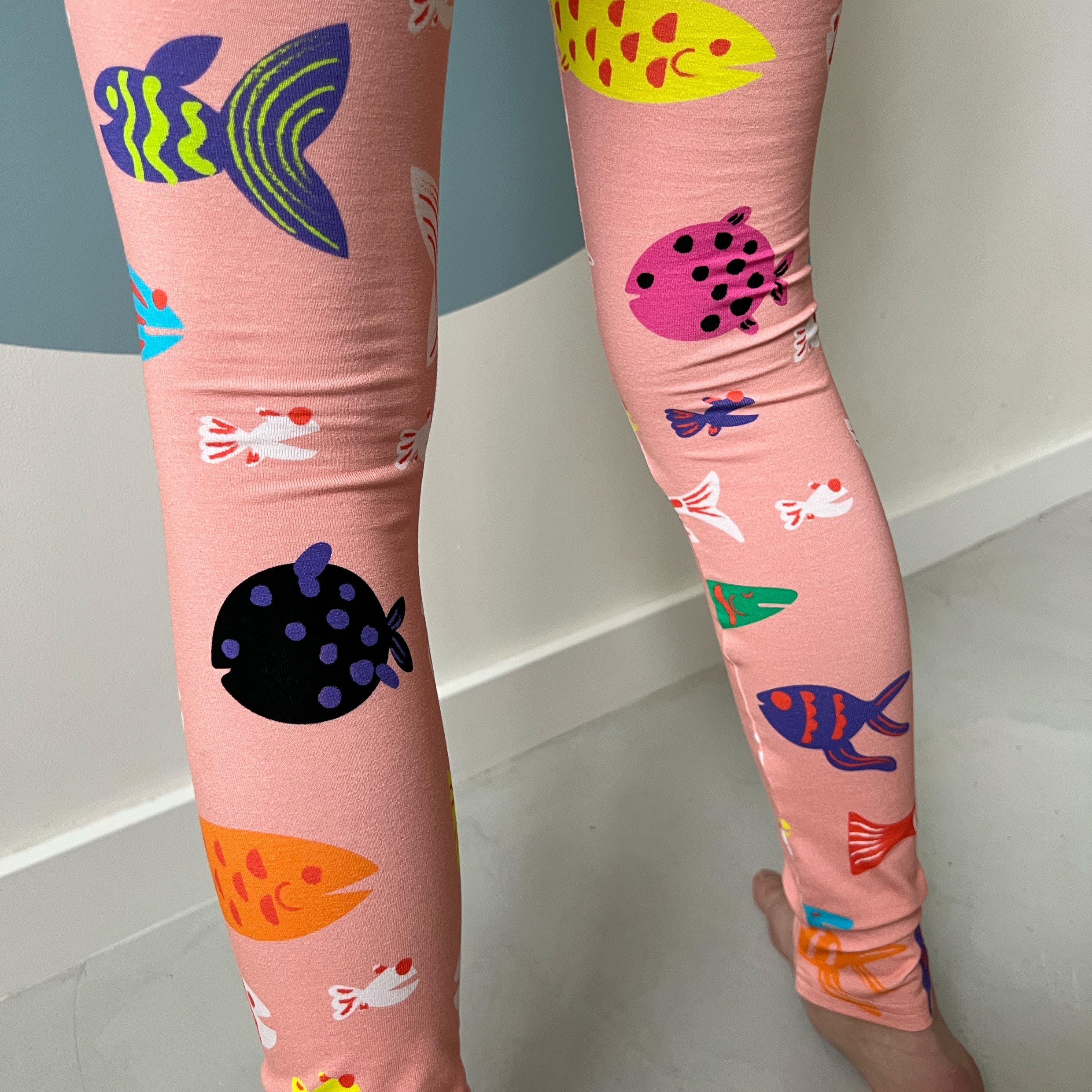 Legginsy dziecięce crazy fish